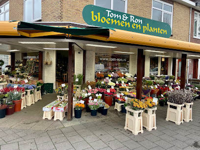Tom en Ron Bloemen en Planten